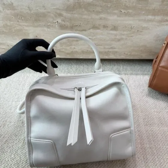 Loewe Amazona White Top Handle