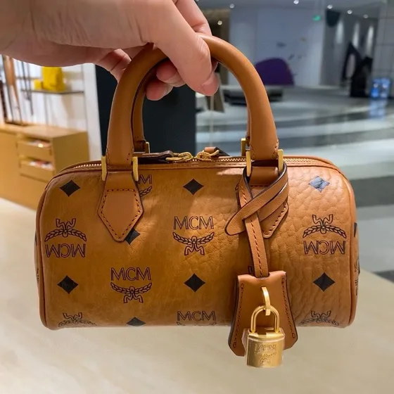 MCM Ella Boston Bag Cognac Asa superior