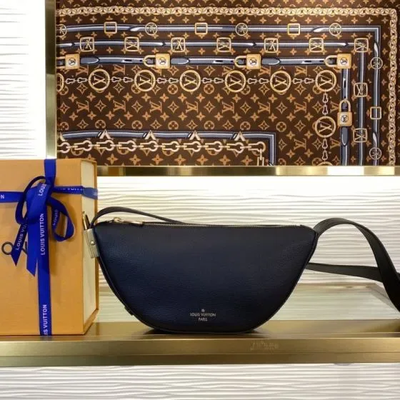 Louis Vuitton Bumbag Black Belt Bag