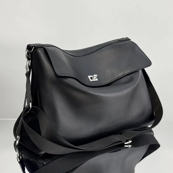 Balenciaga Belleville Large Flap Messenger Negro Crossbody