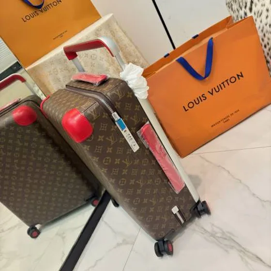 Louis Vuitton valise Monogram Marron with Rouge trim travel