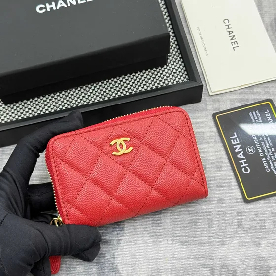 Chanel Zip Coin Purse Rot Card Holder