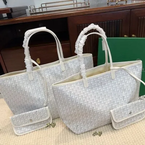 Goyard Saint Louis Tote White Tote Bag
