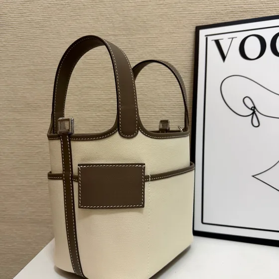 Hermes Unknown Beige/Elephant Gray Henkel