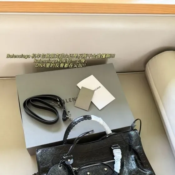 Balenciaga Le City Bag Black Top Handle