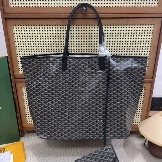 Goyard Saint Louis Gm Black Tote Bag