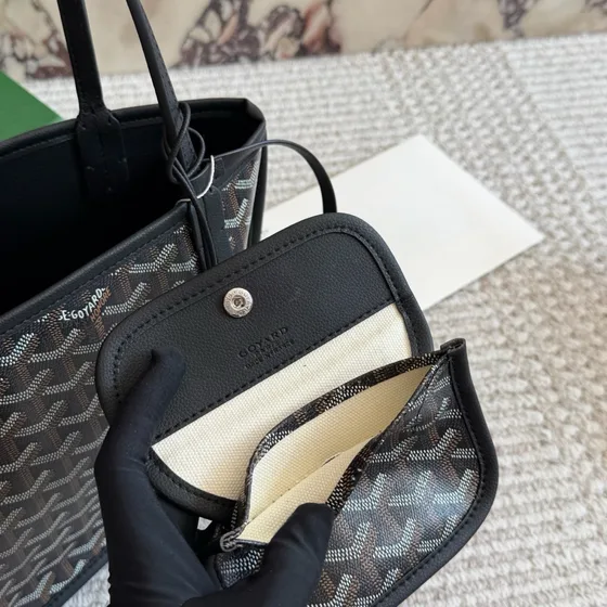 Goyard Anjou Mini Hitam Tote Bag