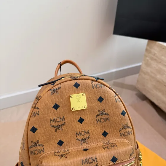 MCM Stark Side Studs Rygsæk Cognac Brun Rygsæk