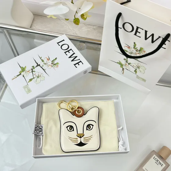 Loewe Cat Coin Purse Charm White Coin Purse