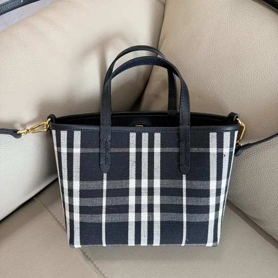 Burberry Check Mini Tote Schwarz/Weiß Shoppertasche
