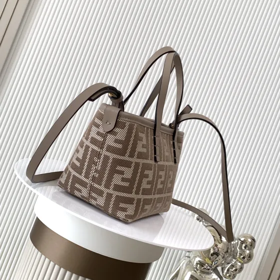 Fendi Roll Mini Borsa tote Beige/Marrone Borsa tote