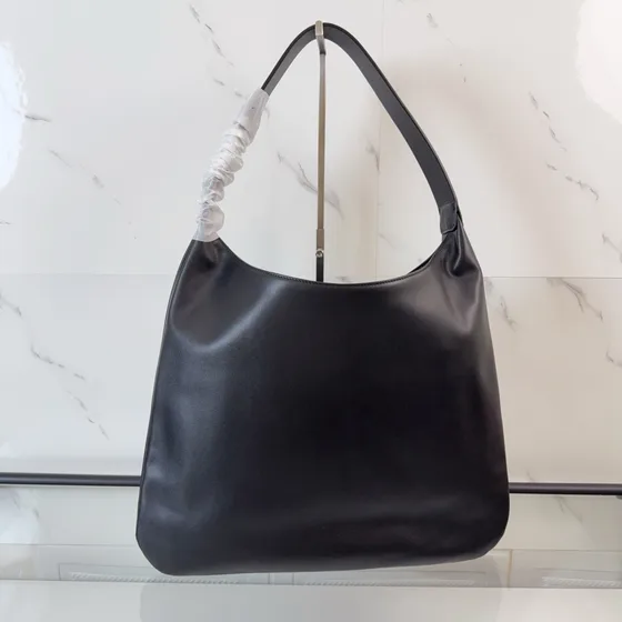 Miu Miu Leather Hobo Shoulder Bag Black Hobo
