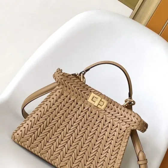 Fendi Peekaboo Iseeu Beige Top Handle