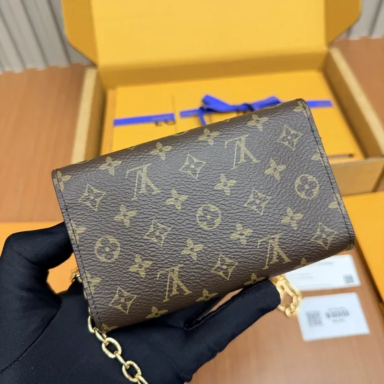 Louis Vuitton Metis Brun Tegnebog