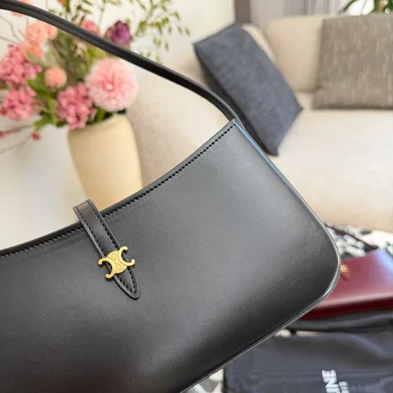 Celine Triomphe Bolso bandolera Negro Bolso bandolera