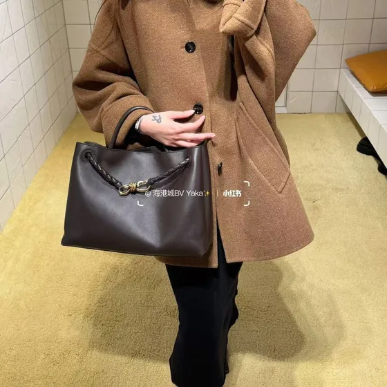 Bottega Veneta Studio Soft Bag Black Tote Bag