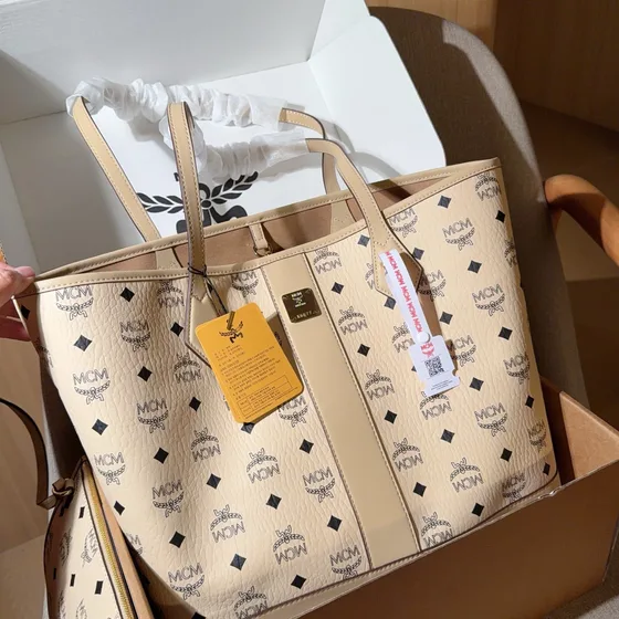 MCM Toni Visetos Tote Beige Shoppertasche