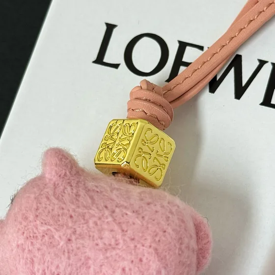 Loewe Pig Charm Roze Etui