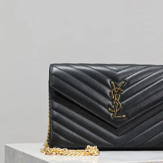 YSL Cassandre Matelassé Envelope Chain Plånbok Svart Woc