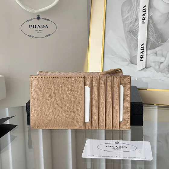 Prada Saffiano Kulit Card Holder With Zipper Beige Card Holder