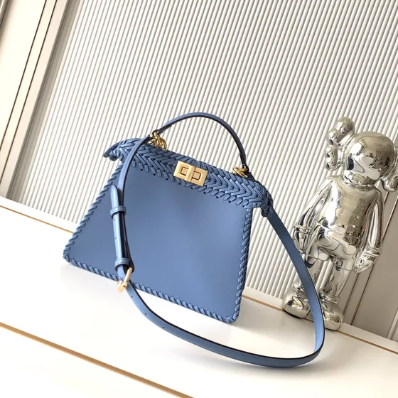 Fendi Peekaboo Iseeu Small Woven Bag Xanh dương Top Handle