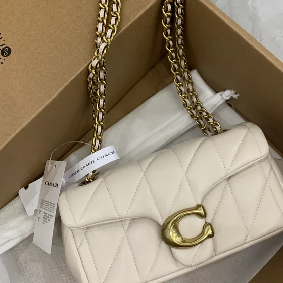 Coach Tabby 20 Quilted Skuldertaske Hvid 20cm Skuldertaske