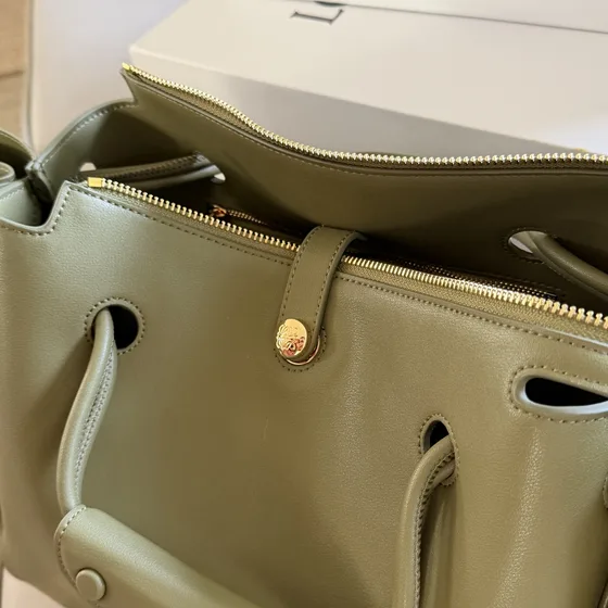 Loewe Cubi Olive Grön Axelväska