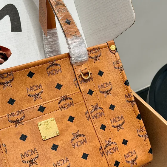 MCM Aren Tote In Visetos Cognac Tote Bag