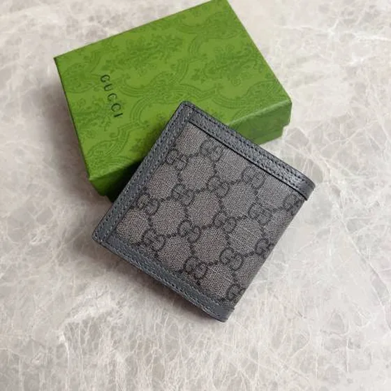 Gucci Ophidia GG Supreme Grau short everyday