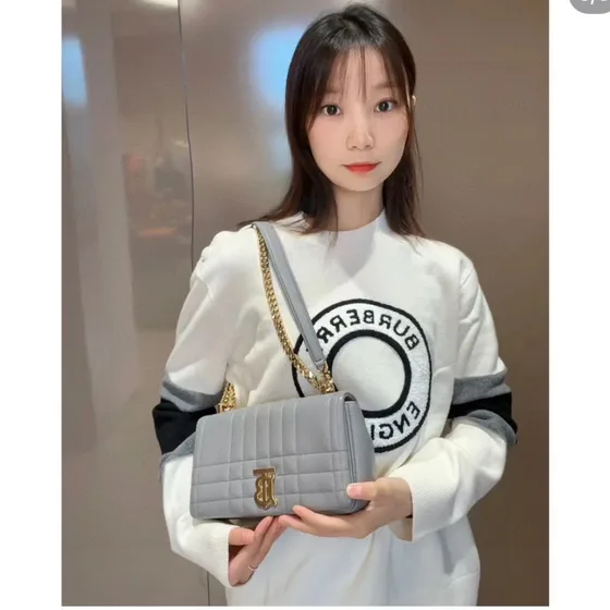 Burberry Lola Bag Xám Shoulder Bag