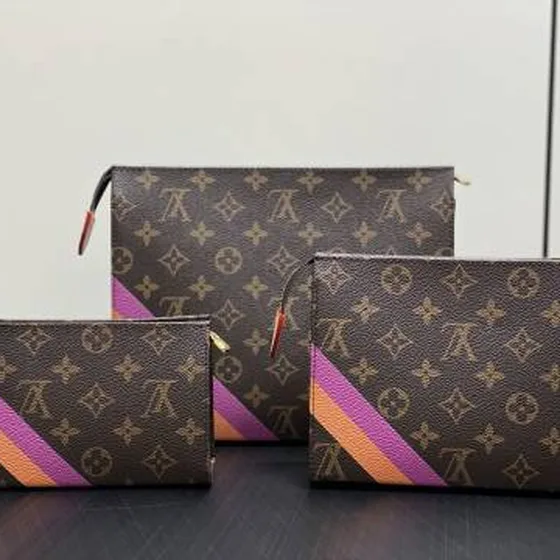 Louis Vuitton Trio Мешочек Monogram Eclipse 20 x 5 x 25 cm everyday