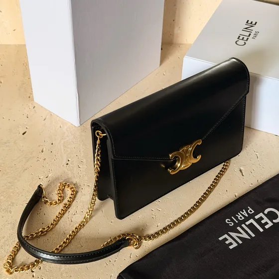 Celine Triomphe Hitam Woc