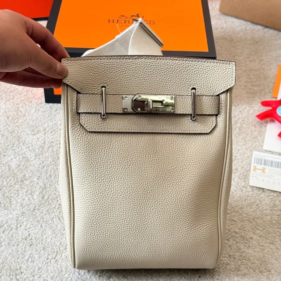 Hermes Kelly Akkad Light Grey Crossbody