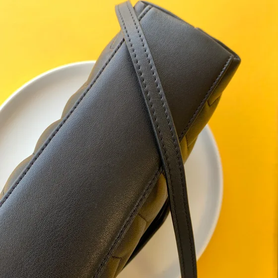 YSL Loulou Toy Hitam Crossbody