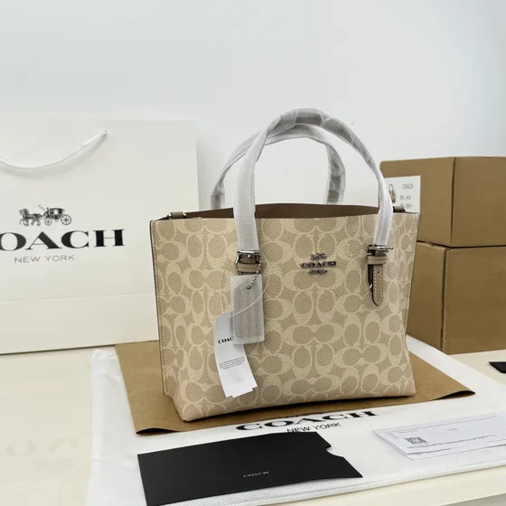 Coach Mollie Tote 25 In Signature Vải bạt Khaki/Chalk Tote Bag