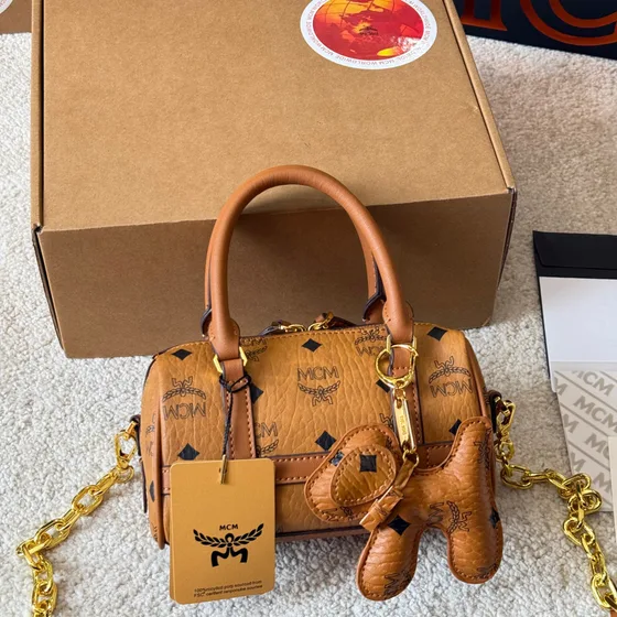 MCM Mini Visetos Boston Bag Cognac Bruin Bovenhandgreep