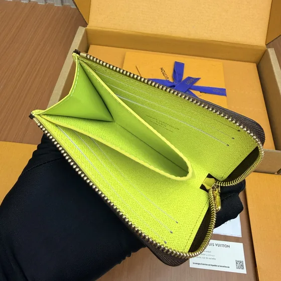 Louis Vuitton Zippy Coin Purse Brun Coin Purse