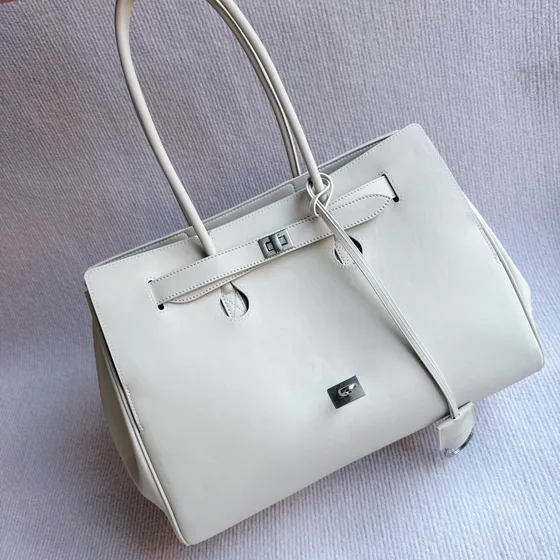 Balenciaga Bel Air Carry All Bag Branco Alça superior
