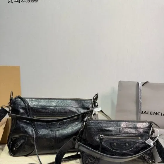 Balenciaga Le Cagole Sling Bag Black Shoulder Bag