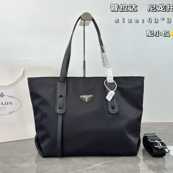 Prada Re-Nylon Tote Bag Black 40 3 Tote Bag