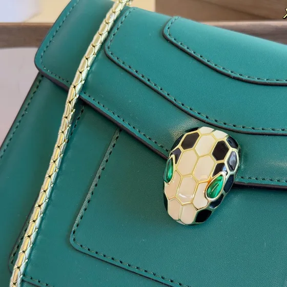 Bvlgari Serpenti Forever Crossbody Bag Emerald Hijau Crossbody