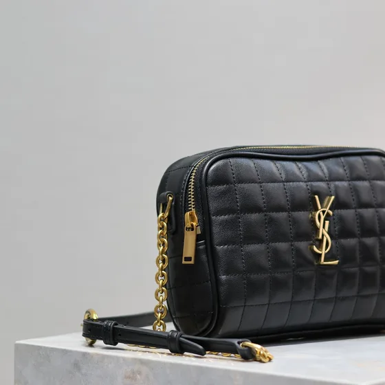 YSL Cassandre Matelassé Carré Quilted Pelle d’agnello Mini Camera Bag Nero Crossbody