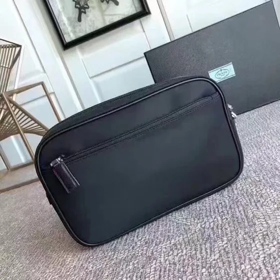 Prada Re-Nilon Pouch Đen Pouch