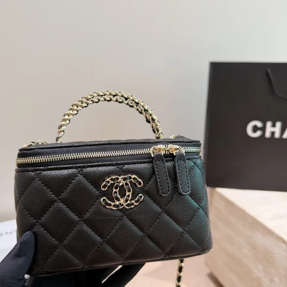 Chanel Vanity Case Hitam Vanity