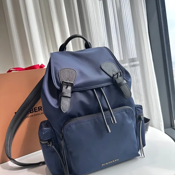 Burberry Logo Print Nilon Drawstring Backpack Biru dongker Biru Backpack