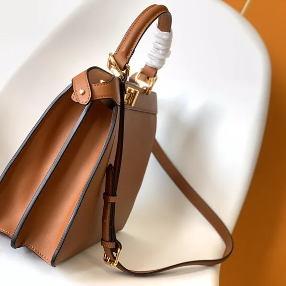 Fendi Peekaboo Iseeu Small Caramel Brown Top Handle