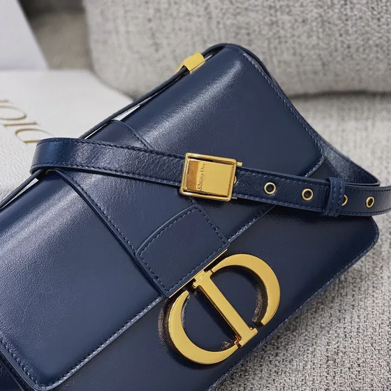 Celine 30 Montaigne Marineblauw Blauw Flap tas