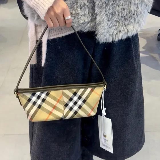 Burberry Vintage Check Bolso cruzado Beige Crossbody