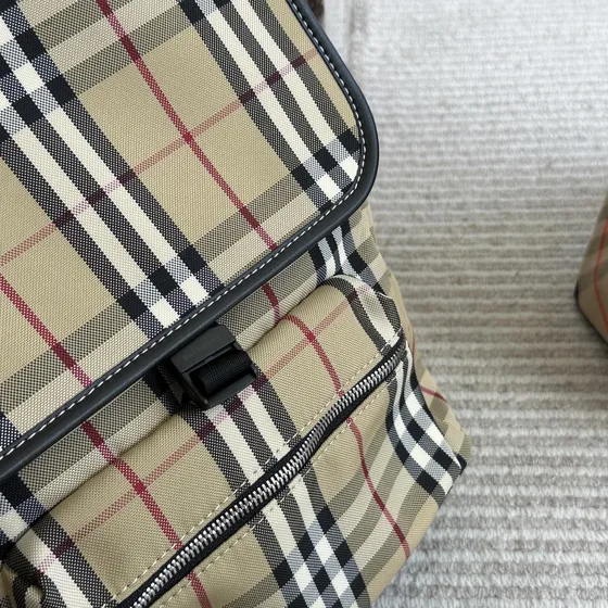 Burberry Vintage Check Nylon Mochila Archive Bege Mochila