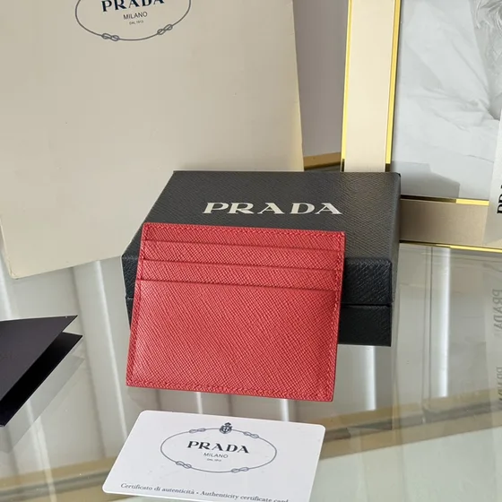Prada Saffiano Triangle Logo Card Holder Rood Card Holder